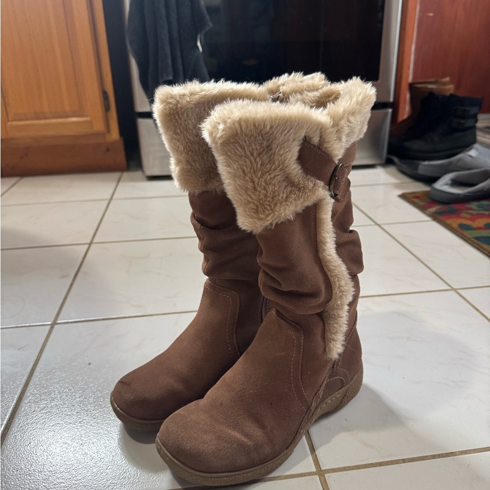 Naturalizer Brown Faux Fur Trim Winter Boots